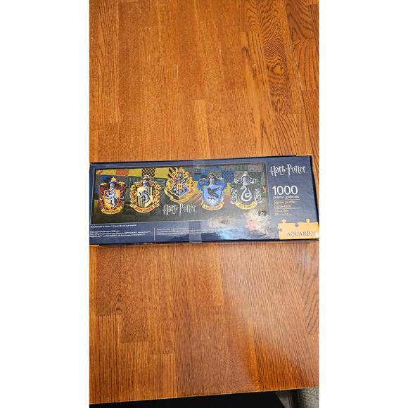 Harry Potter Crests Slim Jigsaw Puzzle, 1000-Pieces - Picture 2 of 2